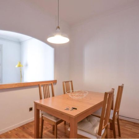 Piso En Sagrada Familia Apartment Barcelona Bagian luar foto