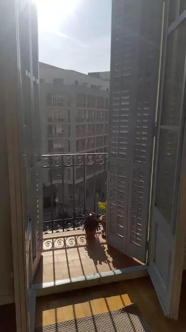 Piso En Sagrada Familia Apartment Barcelona Bagian luar foto